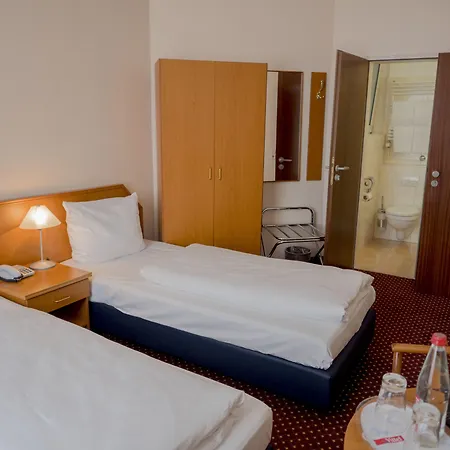 Hotel Lumen am Hauptbahnhof-2